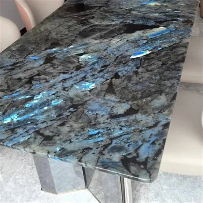 Table en pierre de luxe bleue lémurienne